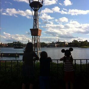 Meet your Posher, Lindy